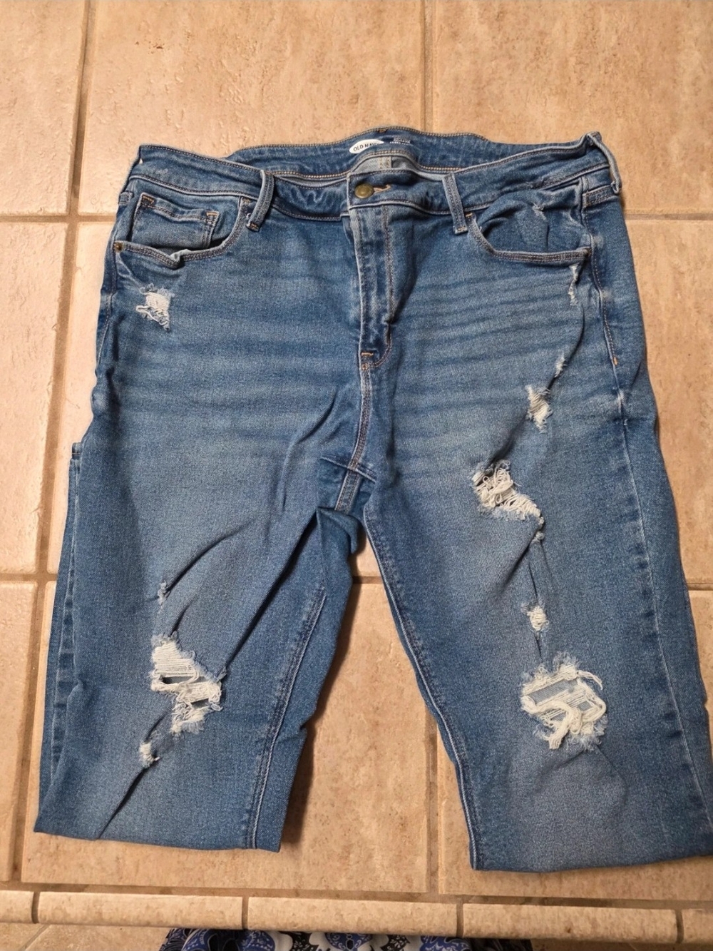 Old Navy Women's Distressed Blue Skinny Jeans
